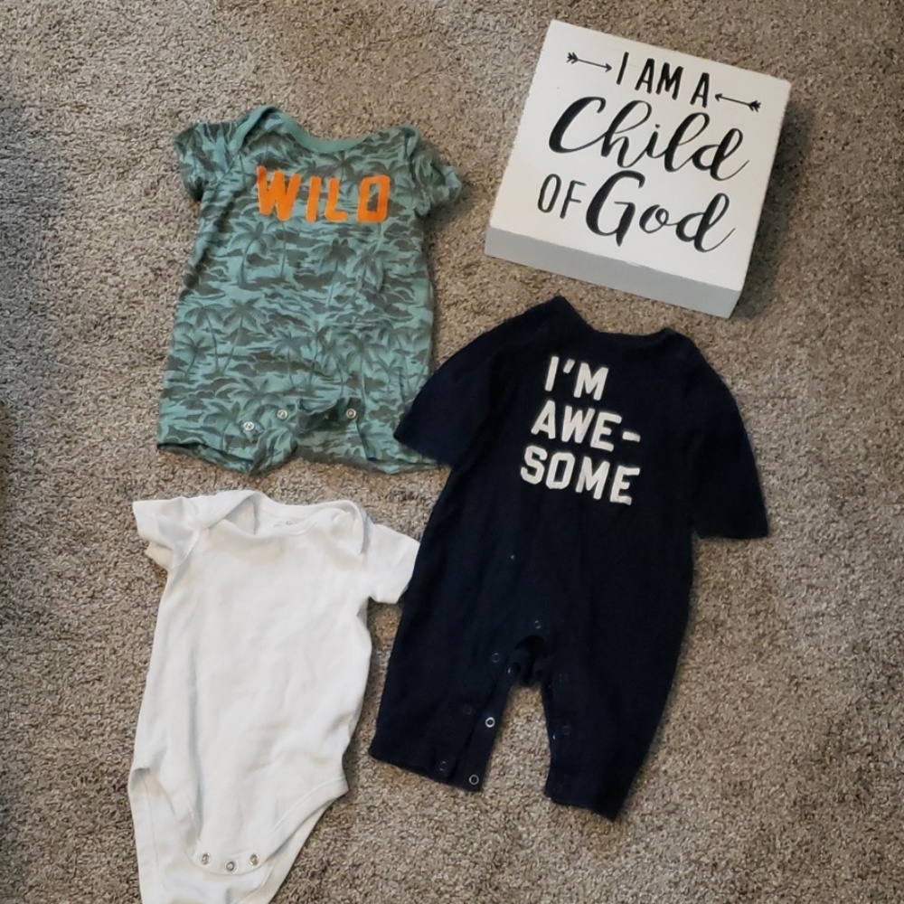 ❤4pc bundle- sign included❤❤❤